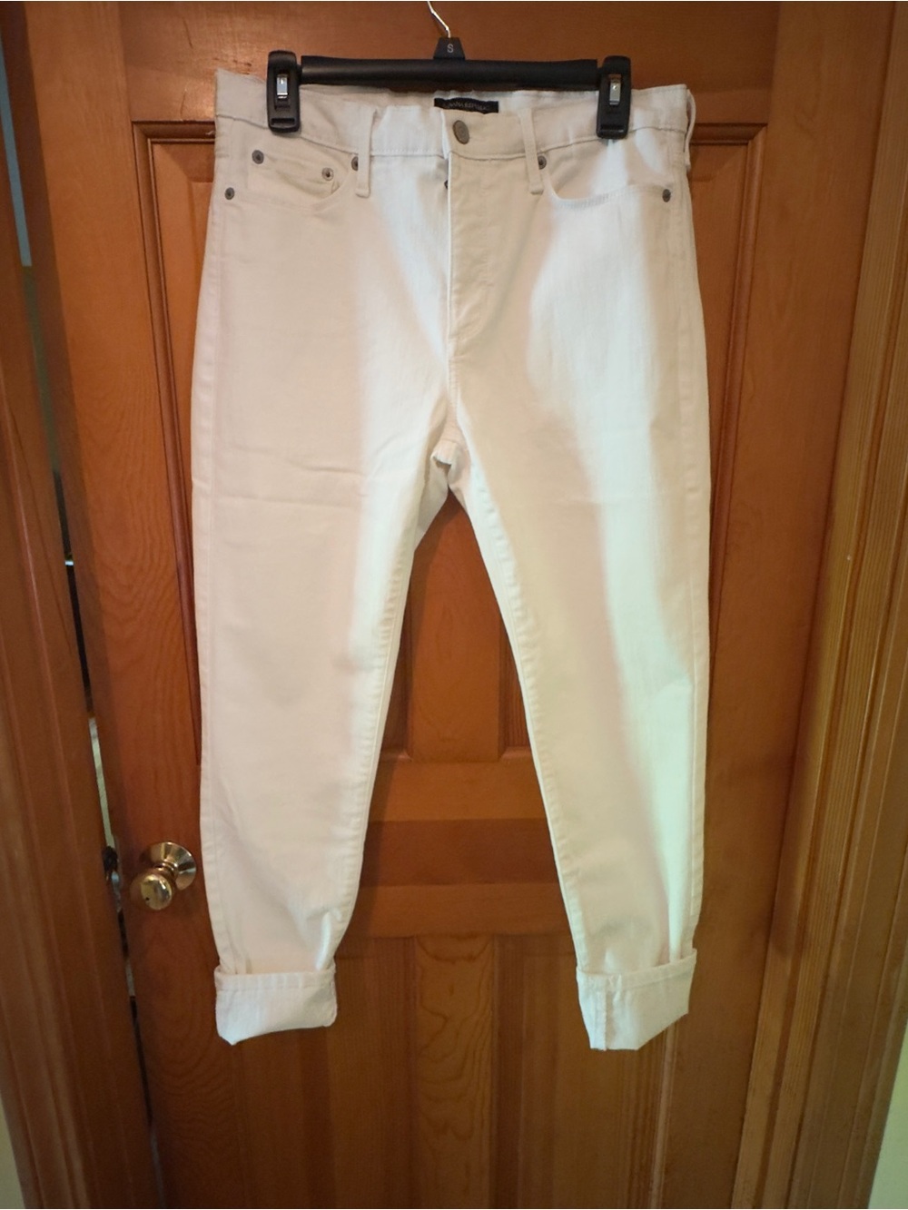 Banana Republic White high rise stretch Skinny Jeans, size 30/10 - Picture 3 of 8